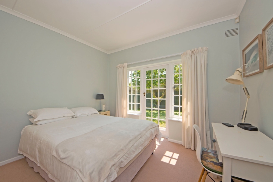 4 Bedroom Property for Sale in Leisure Isle Western Cape